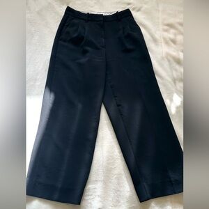 Aritzia Effortless Pant